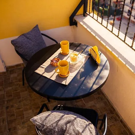 Pumpkin Spiced Suite With Own Parking And Office Setup Sofia Exterior photo