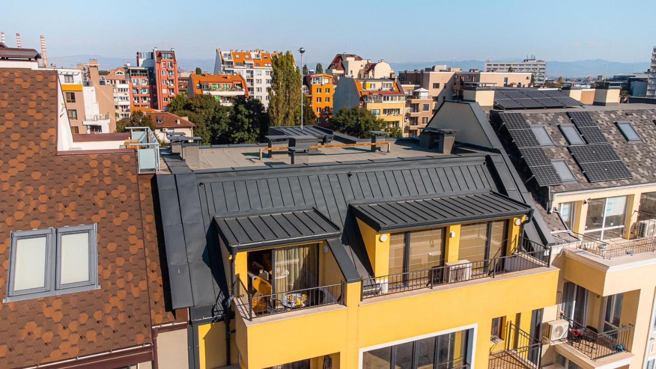 Pumpkin Spiced With Own Parking And Office Setup Apartament Sofia